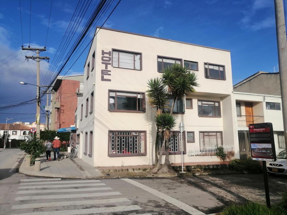 Hotel Rook Inn Paipa Exterior photo